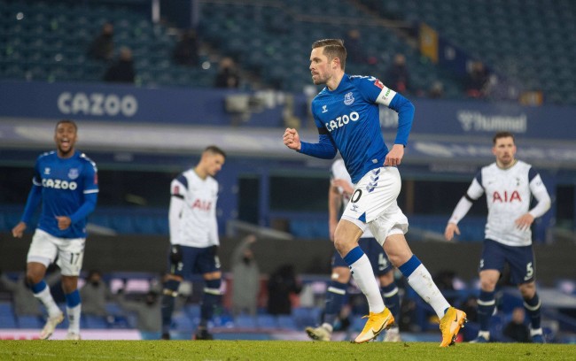 尤其是在圣 尤其是在圣